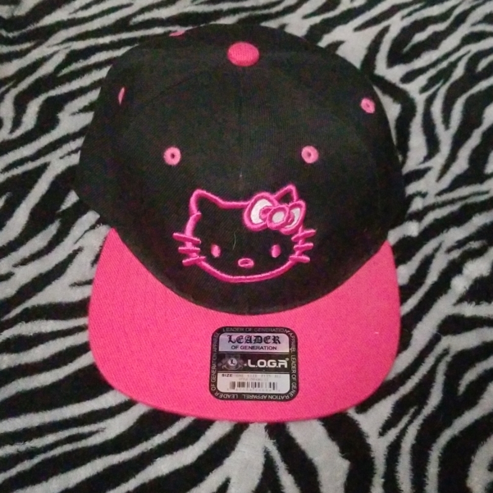 Hello Kitty hat